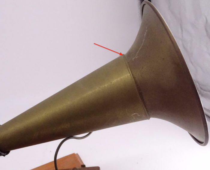 BerlinerRepro Horn.png