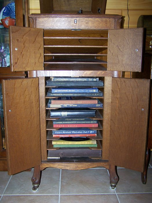 FumedOak3.jpg