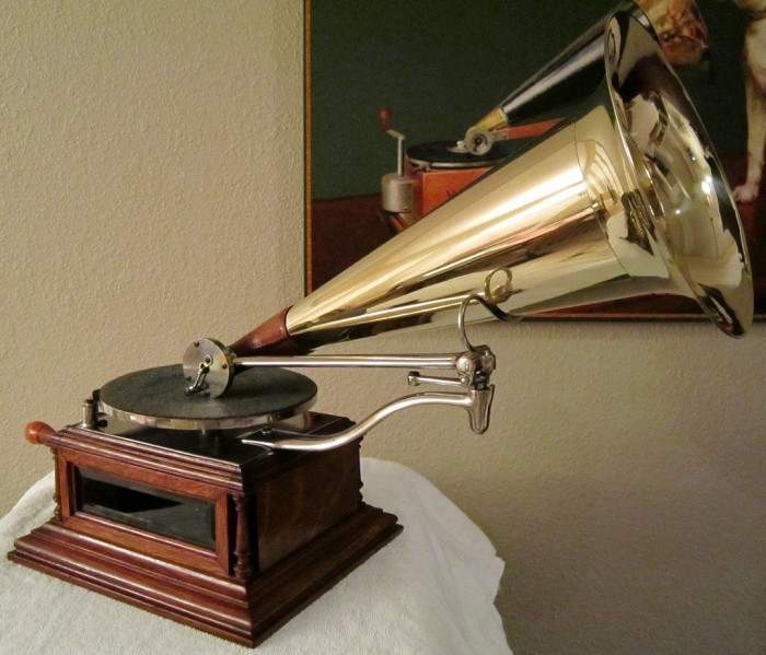 Zonophone Type A which I no longer own.JPG