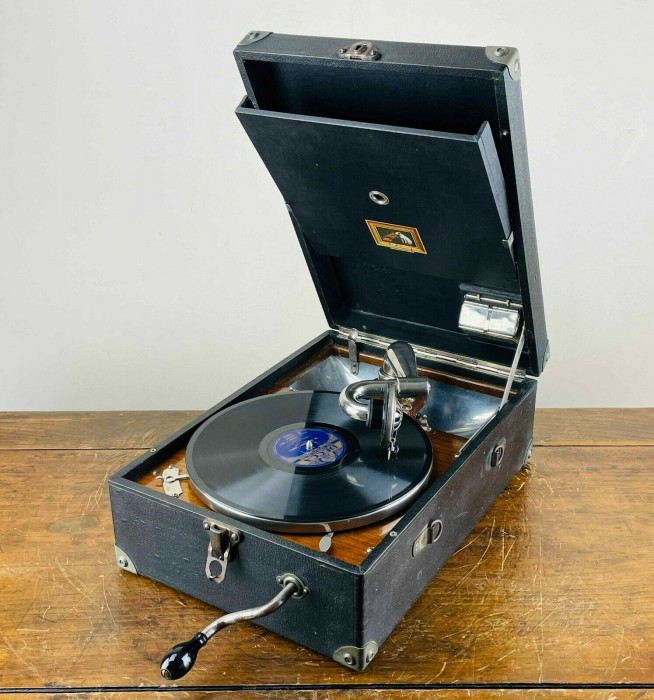 HMV 100.jpg