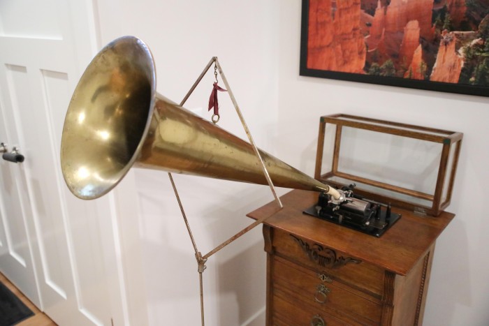 hs standard ug 7.jpg