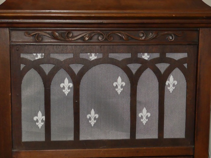Pathe grille.JPG