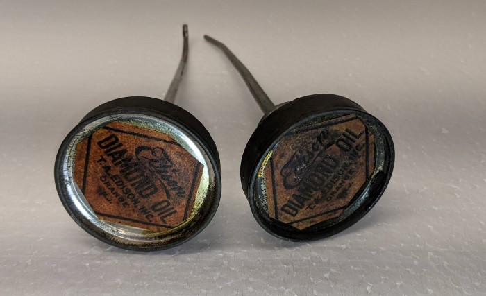 Oil Cans (1).jpg