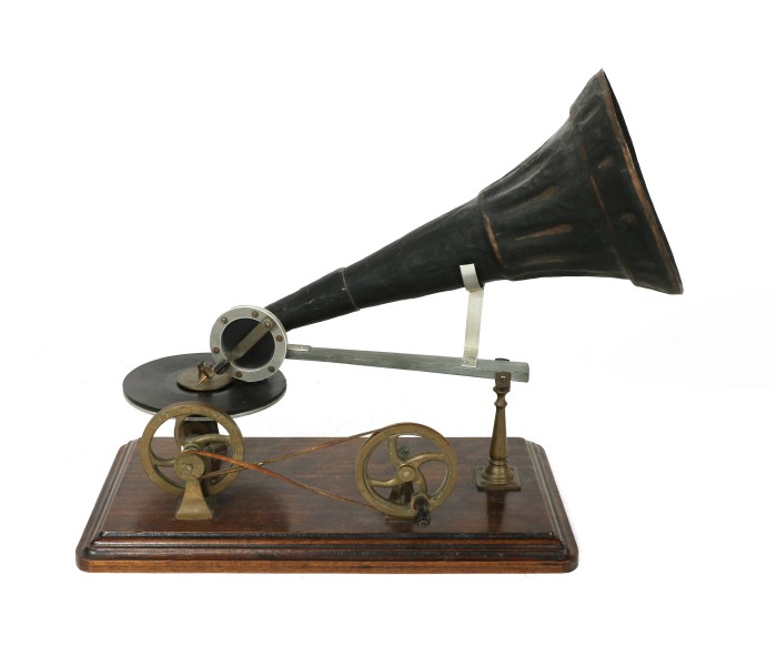 gramophone.jpg
