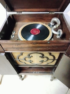 Silvertone Truphonic 3.jpg