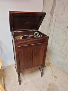 Silvertone Truphonic 2.jpg