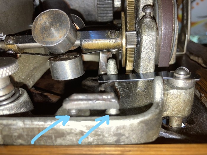 Triumph yoke_LI.jpg