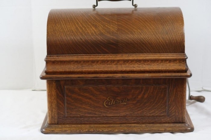 Edison Triumph B Lid.jpg