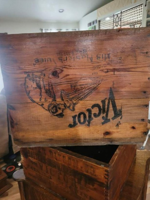 victor box 5.jpg