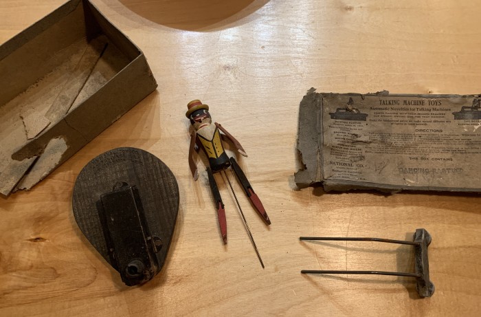 The contents of the box minus the mouse detritus