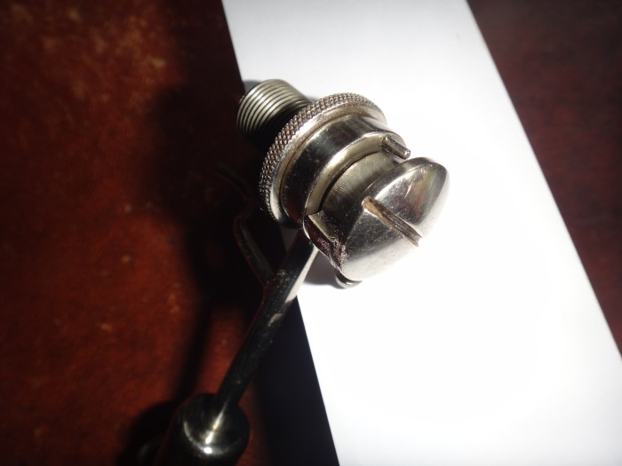 Showing travel limit pin.