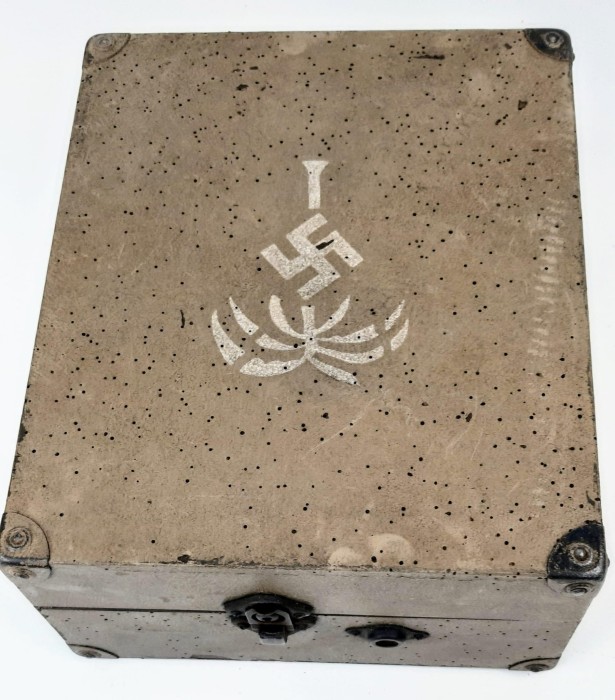 lid top.jpg