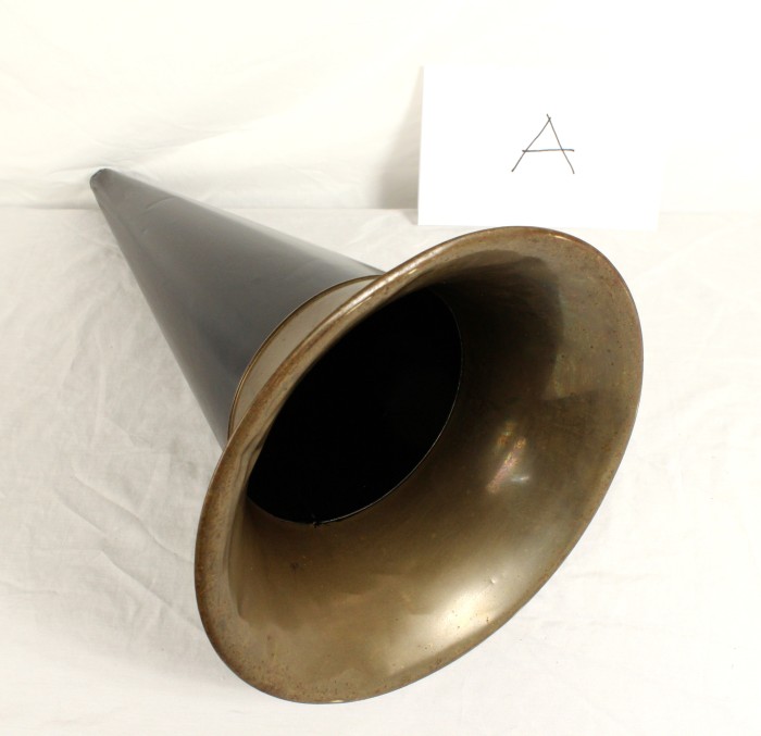 Victor Horn 1 - 02.jpg