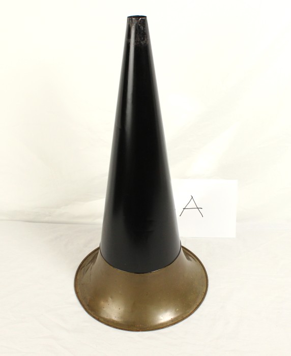 Victor Horn 1 - 01.jpg