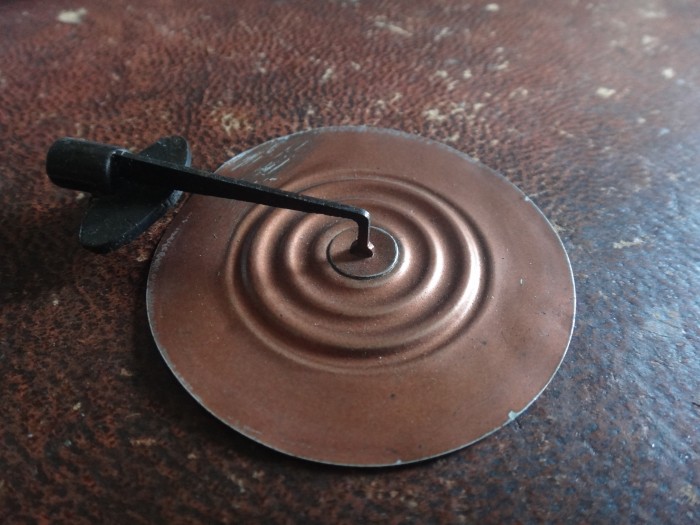 Four-piece diaphragm.
