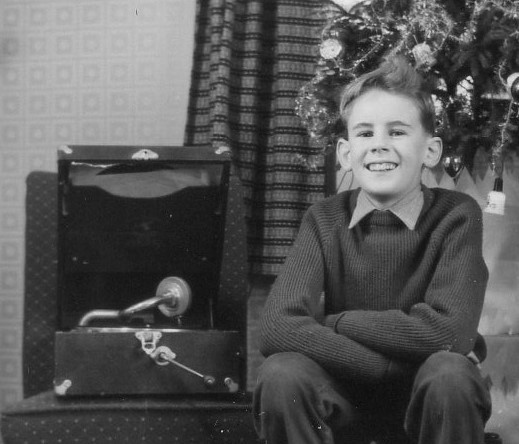 First gramophone.jpg
