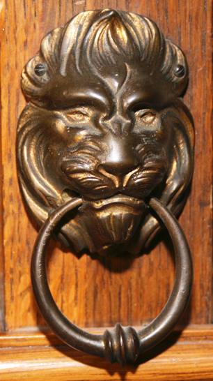 Lion head.jpg