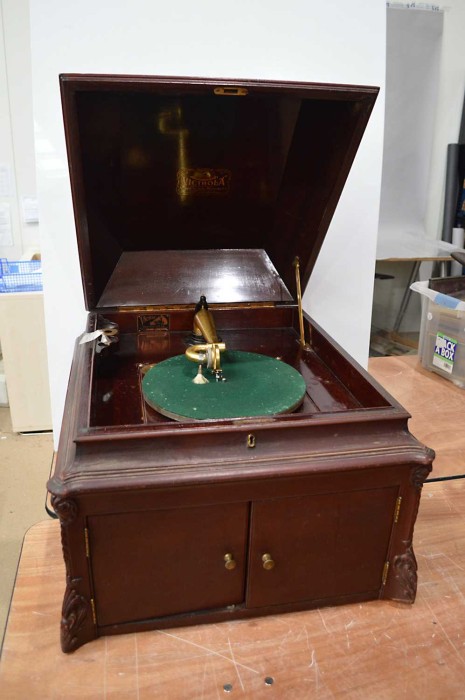 Victrola.jpg