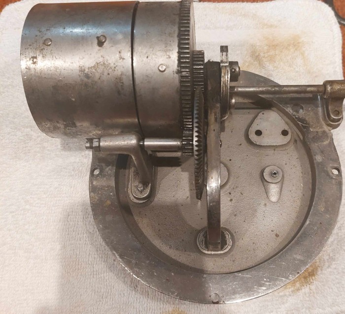 Victor 6 Motor 2.jpg