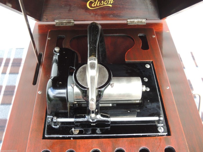 Series 1 Amberola 50 Pic 6.jpg
