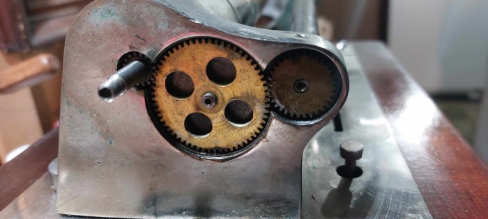 Columbia BG Feedscrew Drive Gears.jpg