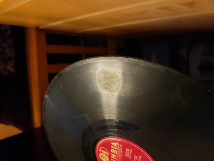 The Kyser &quot;Big Toe&quot; record (notice the crack in the light)