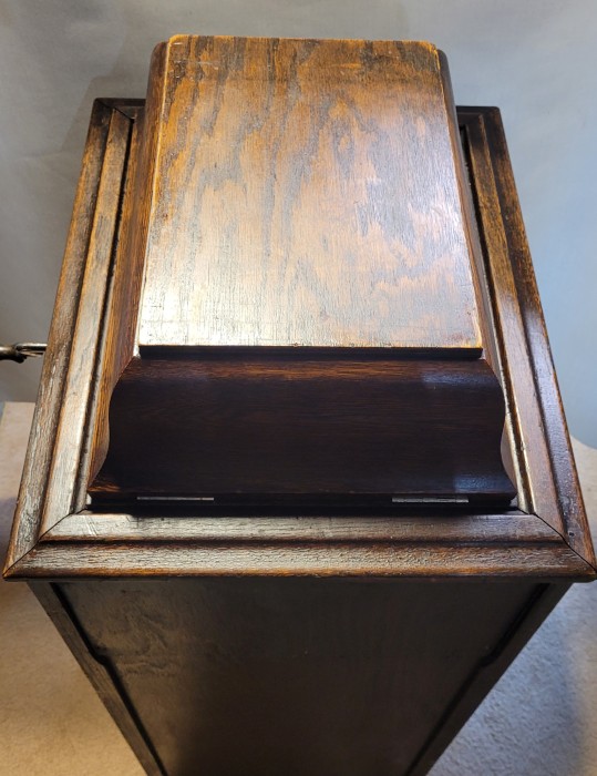 Babson Amberola (4).jpg