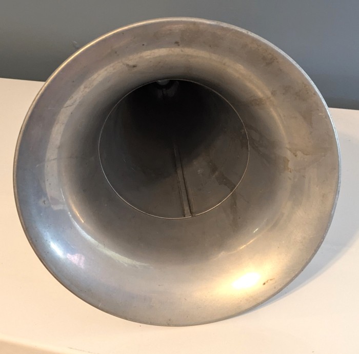 14-inch Columbia Horn (2).jpg