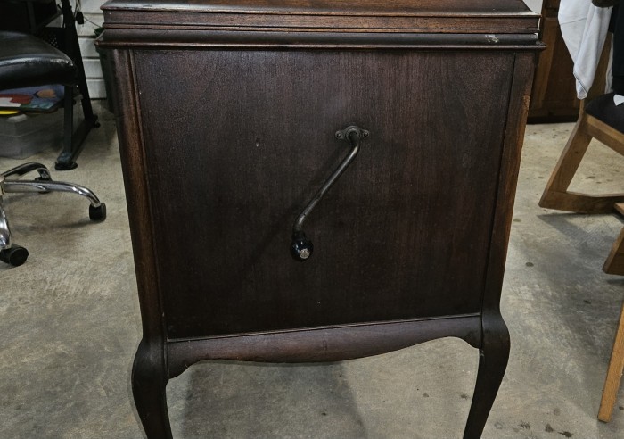 Side1.jpg