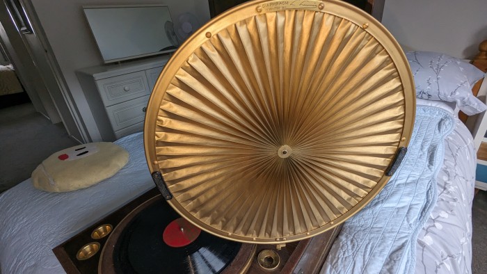 Lumiere 460 Gramophone - Selling DJD (2).jpg
