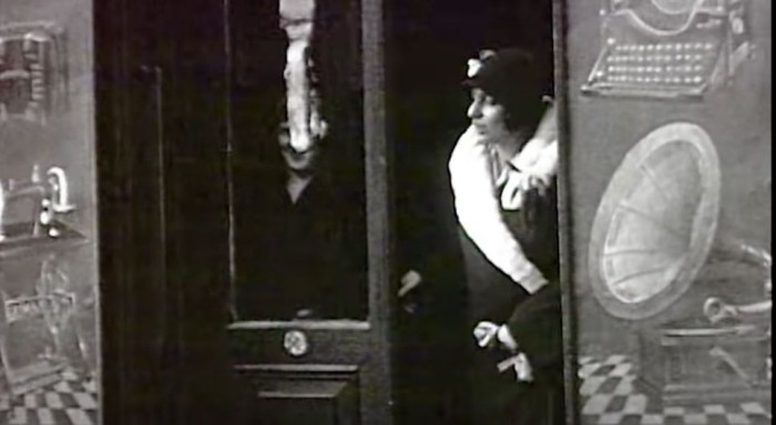 lith street scene3.JPG