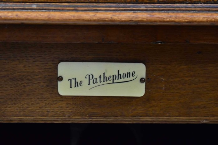 Pathephone.jpg