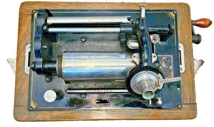 Standard 3.JPG