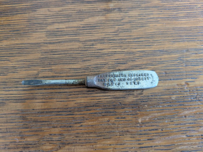 Phonograph Screwdriver (1).jpg