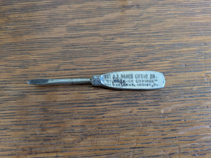 Phonograph Screwdriver (2).jpg