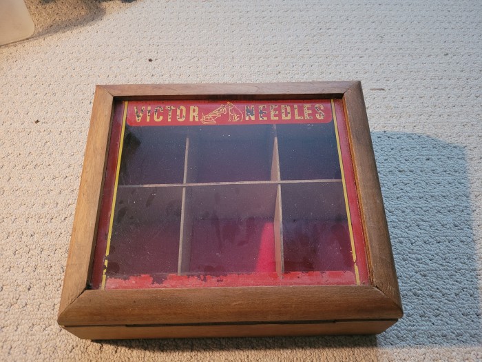 NEEDLE BOX 3.jpg