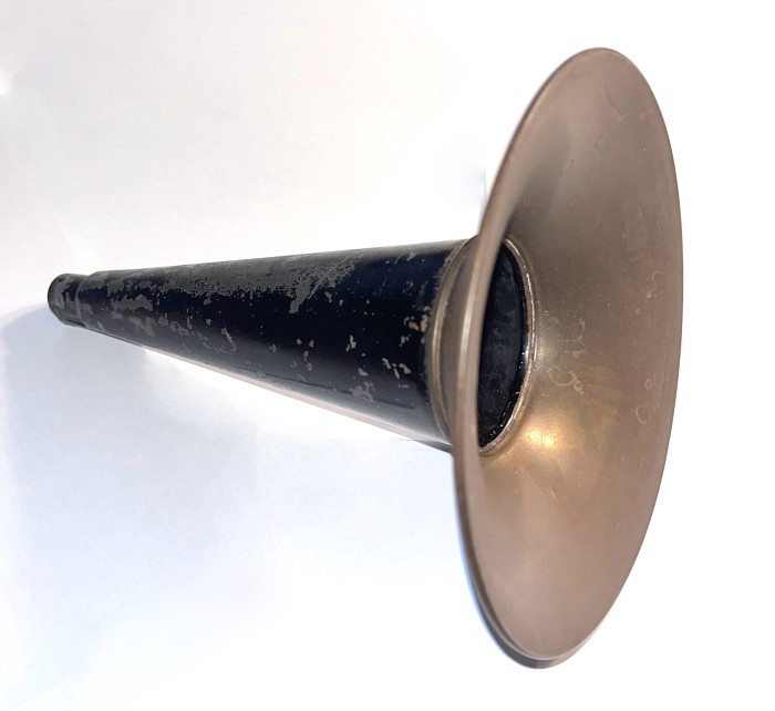 horn1.JPG