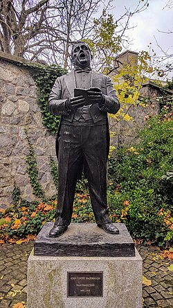 John McCormack statue.jpg