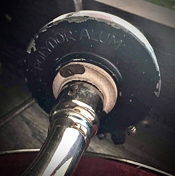 Rear casing of the Polydor “Alum” soundbox