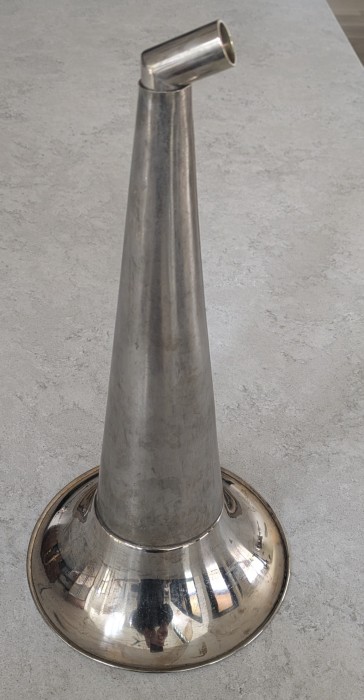 Columbia Coin-op Horn (1).jpg